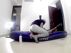 ÉPISODES DE SQUIRT XXX TOUR