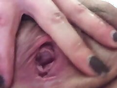 Close-Up damsel fingerblasting onanism