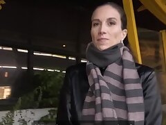 Public Agent Night time outdoor sex at the station (en)