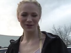 Ne sait pas ce que papa ne sera pas mal, mais son mouiller