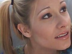 Baby-sitter baise le mari de la femme... TOHT