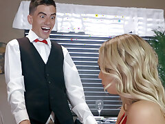 Latina Kat Dior donne emplois coup et Mésange à Jordi - Kat Dior