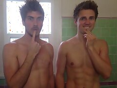 MARCUS BUTLER GAY CUM HOMMAGE DÉFI CÉLÉBRITÉ SEXY