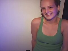 Teen College salope de vacances de printemps Gloryhole Creampie partie