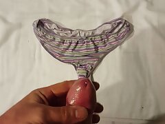 culotte ! branler sur la culotte de maman étape 5