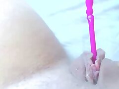 Grosse chatte baveuse masturbation Orgasme POV
