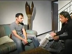 Redhead Babe italienne avec 2 mecs... DP