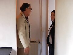 Grand mince étudiante putain de vieux sales homme pour rental discount